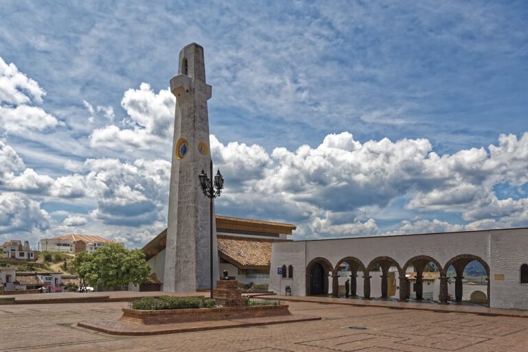 colombia, guatavita, city square